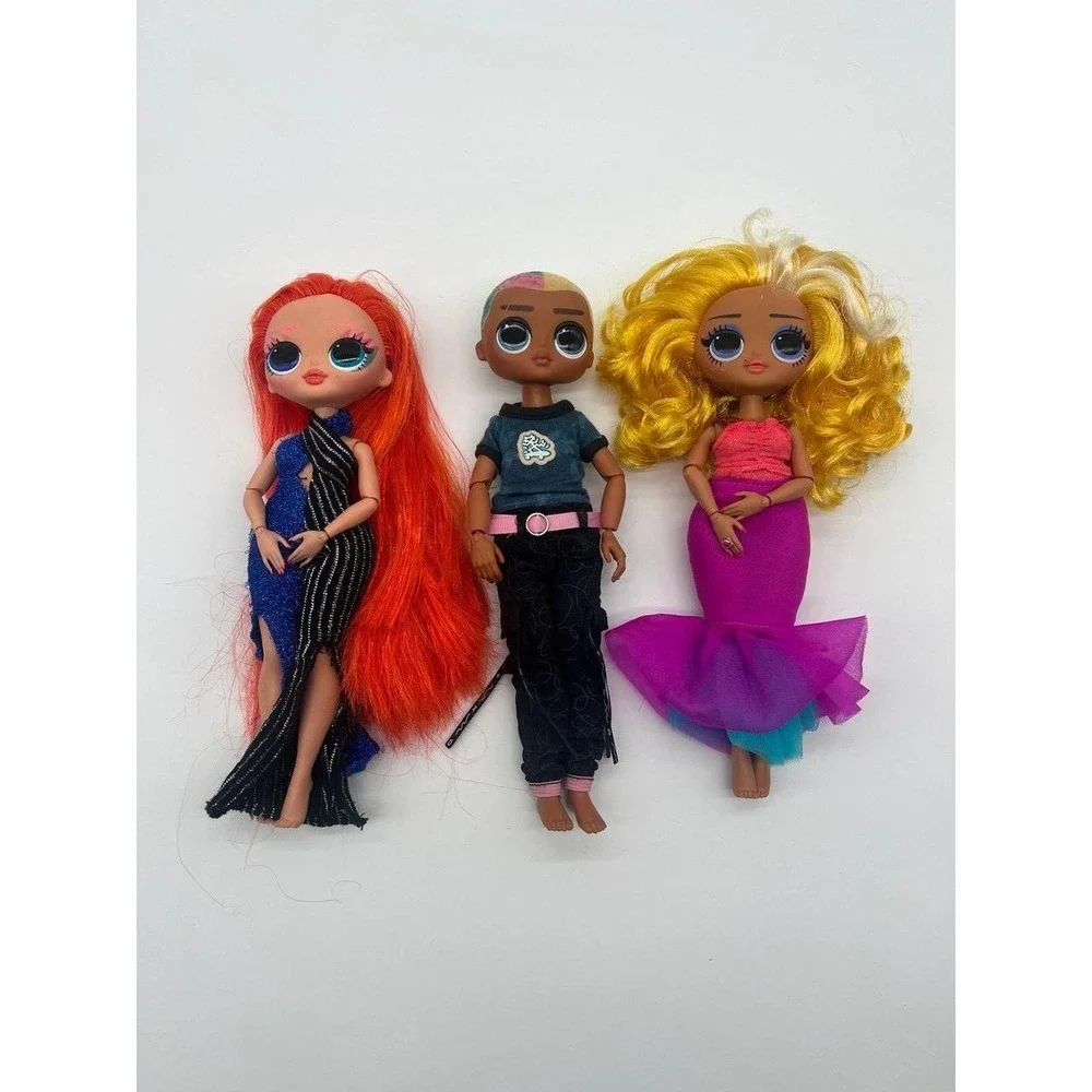 preowned LOL Doll Bundle